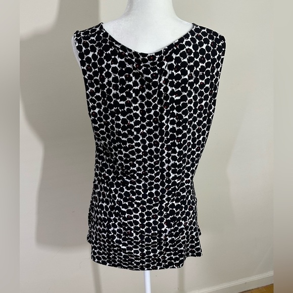 New York & Company sz XL top, tunic in black. White an a tiny bit of red silky - Picture 8 of 13